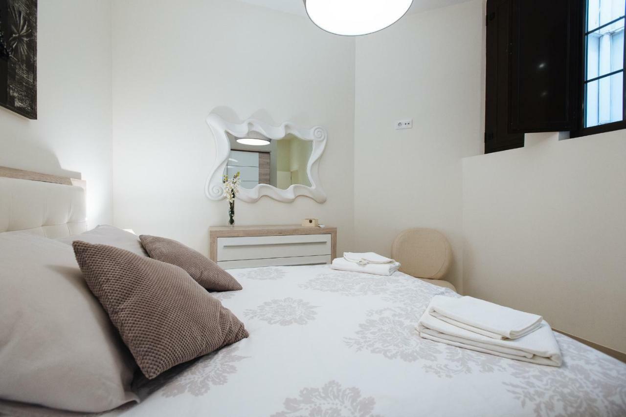 Luxury Apartment Penuelas Free Parking Sevilla Exteriér fotografie