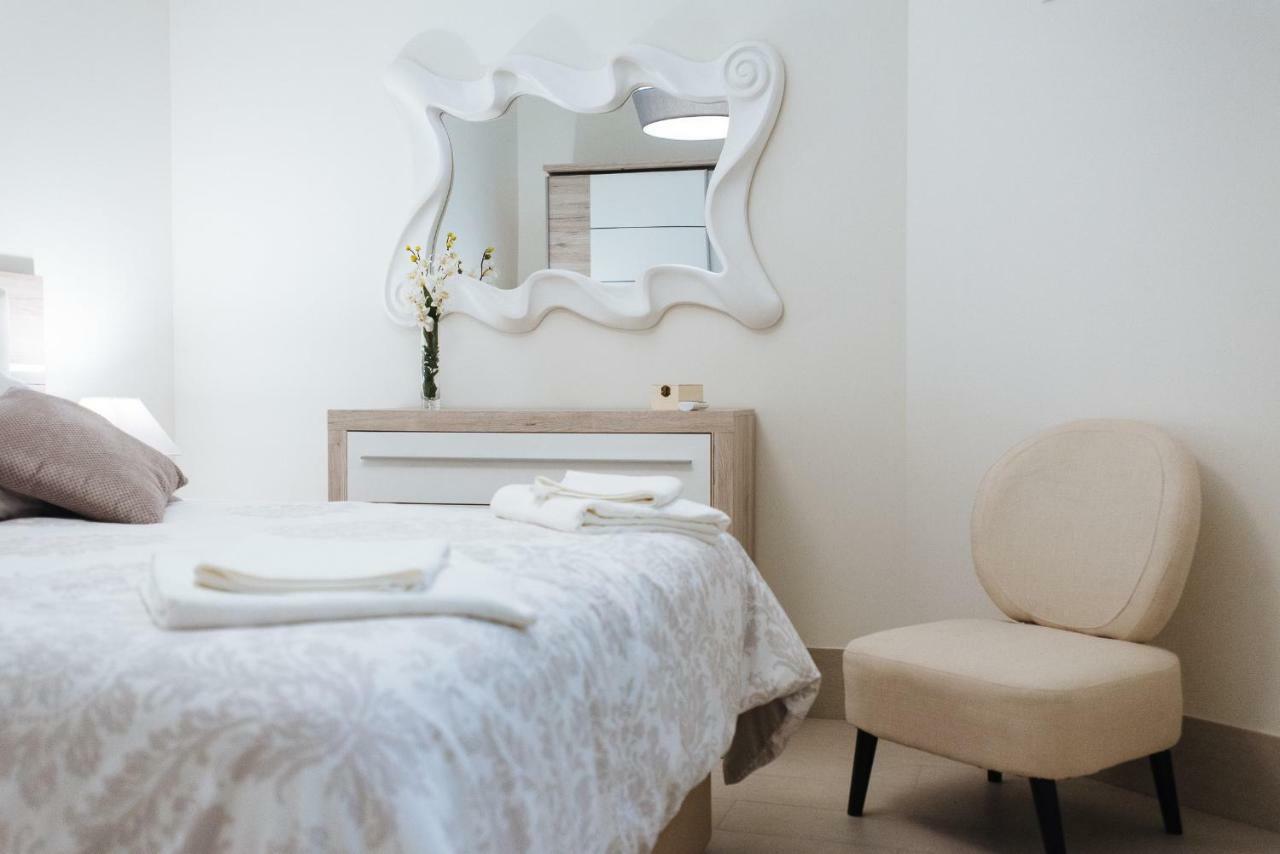 Luxury Apartment Penuelas Free Parking Sevilla Exteriér fotografie